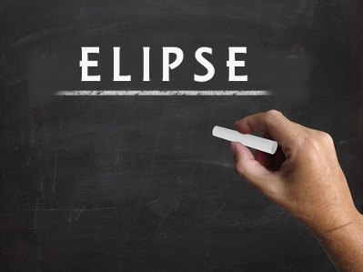 As características da elipse e sua equação reduzida são aspectos estudados pela Geometria Analítica