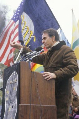 Carl Sagan foi um dos maiores responsáveis pela divulgação científica no século XX *