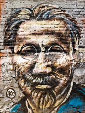 Representação de Leon Trotsky, líder da Guarda Vermelha que tomou o Palácio de Inverno em outubro de 1917.*