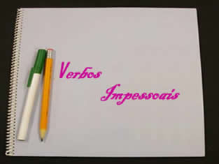 Verbos impessoais não possuem sujeito, por isso são conjugados somente na terceira pessoa do singular