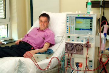 A hemodiálise consiste na filtragem artificial do sangue
