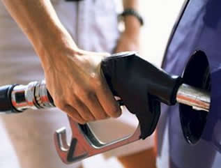 A gasolina é um dos produtos mais importantes do refino do petróleo em razão do seu grande consumo como combustível