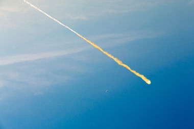 As chamadas estrelas cadentes são, na verdade, corpos celestes que entram em nosso planeta