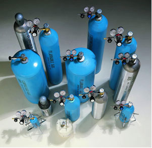 O comportamento dos gases ao sofrer as transformações gasosas que envolvem suas três variáveis de estado é relacionado pela Equação geral dos gases