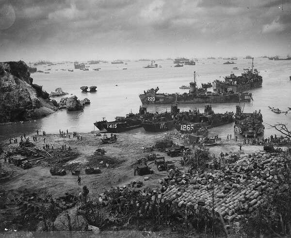 A Segunda Guerra Mundial ocorreu entre 1939 e 1945 e deixou cerca de 70 milhões de mortos, entre militares e civis