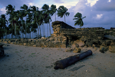 Ruínas do Forte Orange, em Itamaracá, Pernambuco, construído em 1631 pelos holandeses