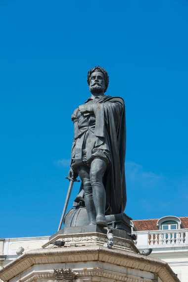 Luís de Camões levou a língua portuguesa ao seu patamar mais sólido desde o início de sua formação