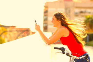 Os aplicativos de celular podem ajudar muito no estudo de língua inglesa