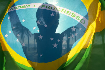 Para muitos, o sentimento de patriotismo representa grande parte de sua própria identidade