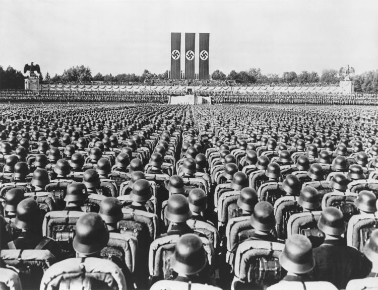 Comício Nazista As Leis de Nuremberg foram apresentadas no comício anual do Partido Nazista que acontecia na cidade de Nuremberg, Alemanha.*