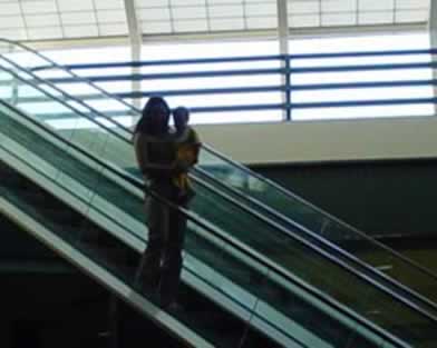 O movimento da escada rolante é um movimento uniforme.