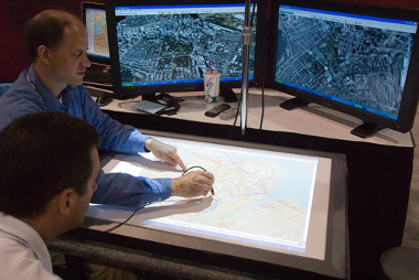 Digitalização de mapas via imagens de satélite¹