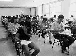Por que fazer o vestibular em um só dia?