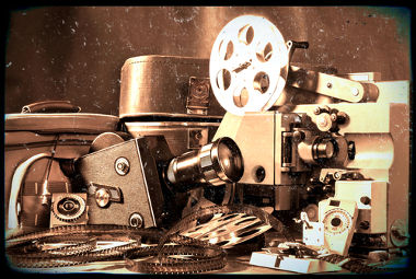 O cinema é fruto de invenções como o cinematográfico, patenteado pelos irmãos Lumière